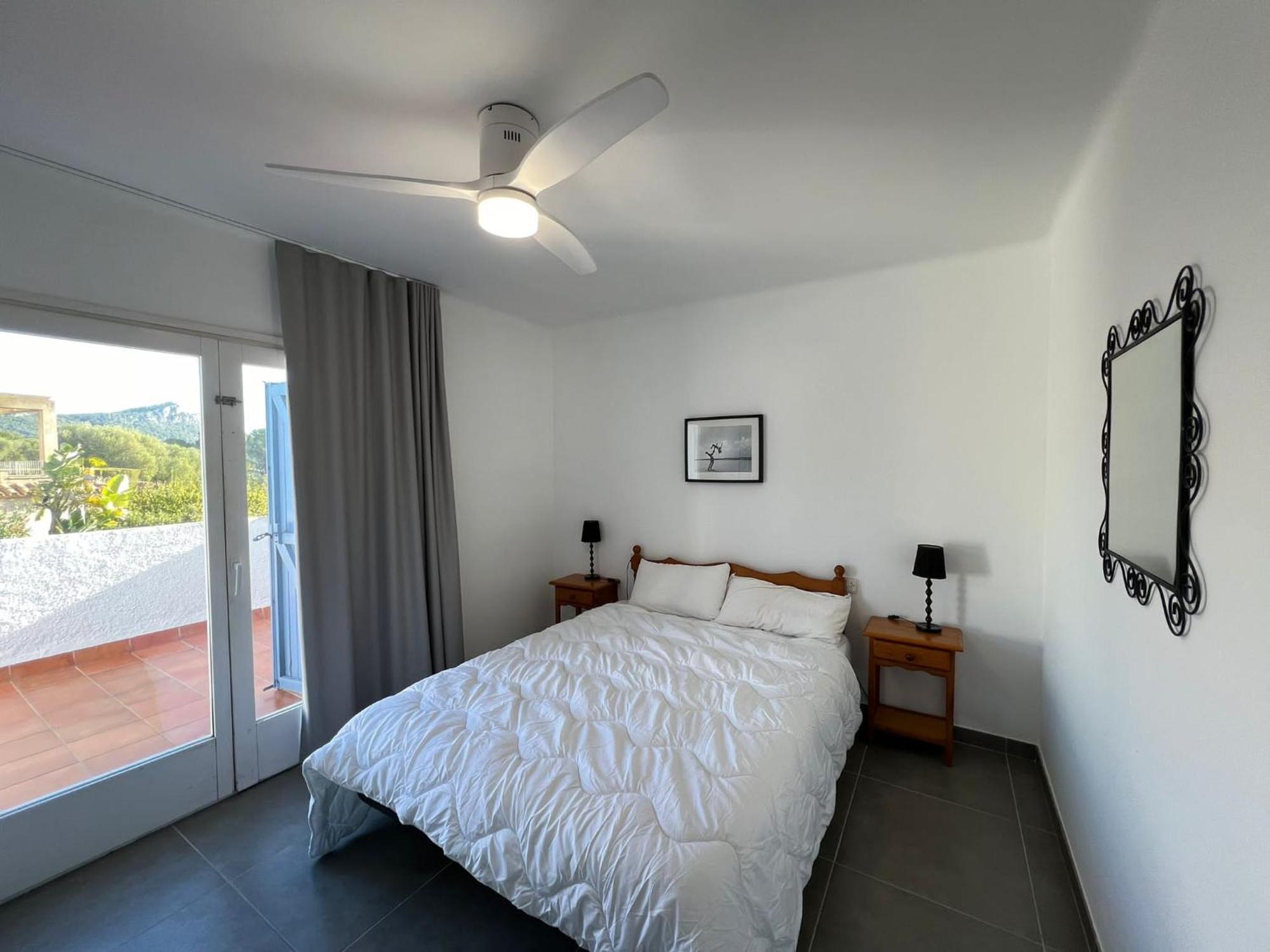 Breda 2B Villa ลาเอสตาร์ติต ภายนอก รูปภาพ