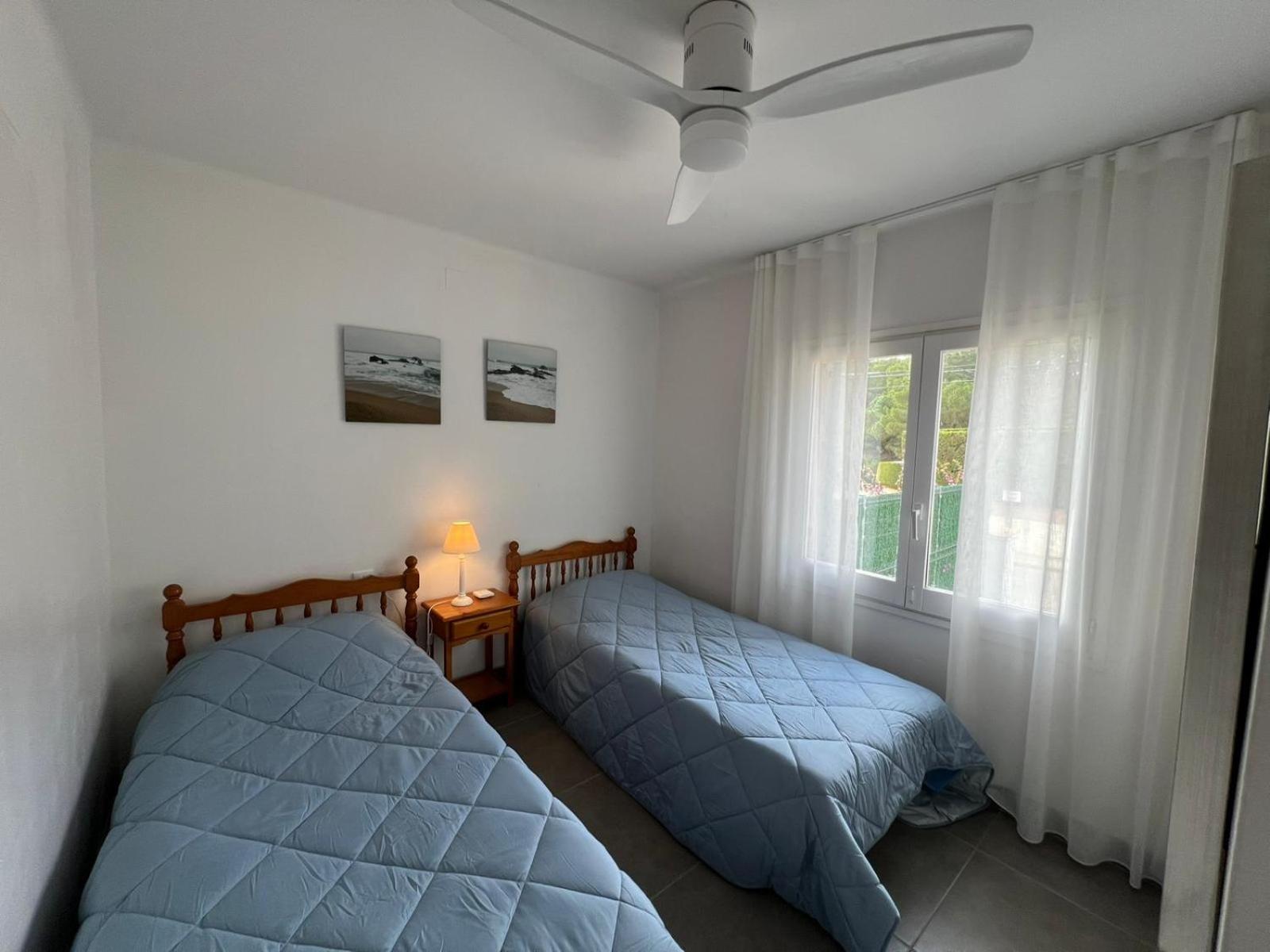 Breda 2B Villa ลาเอสตาร์ติต ภายนอก รูปภาพ