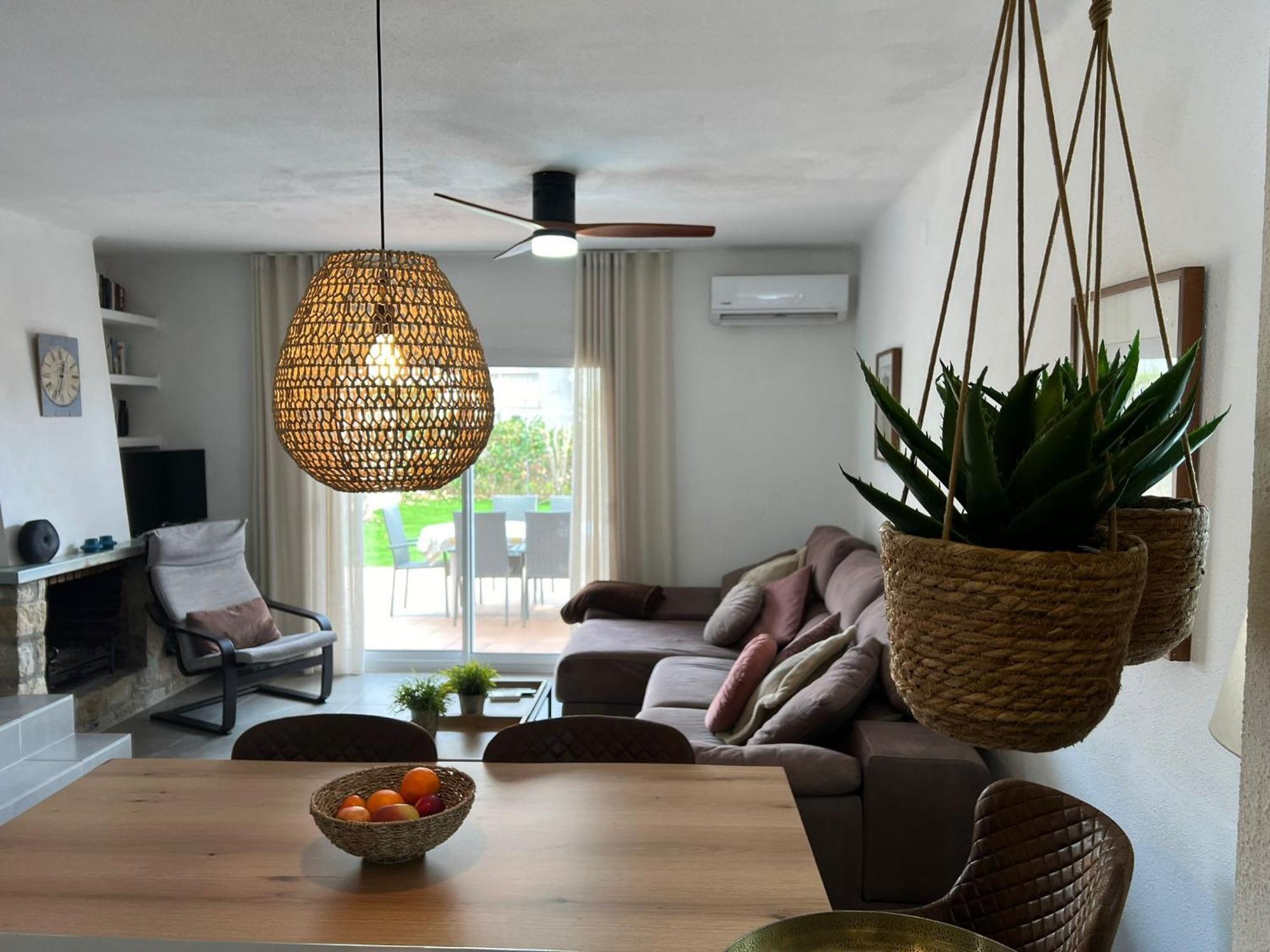 Breda 2B Villa ลาเอสตาร์ติต ภายนอก รูปภาพ